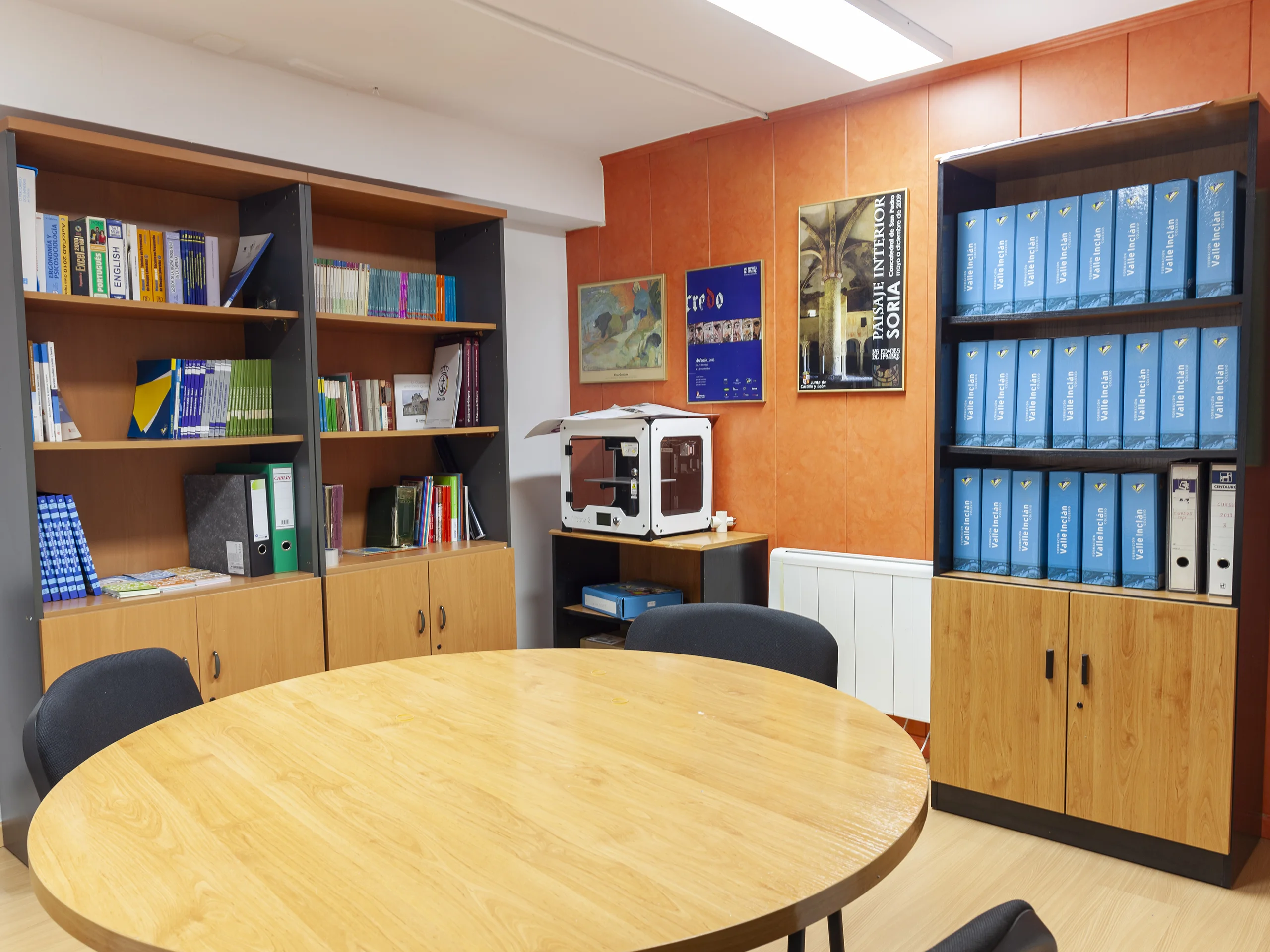 Sala Colexio Valle Inclán